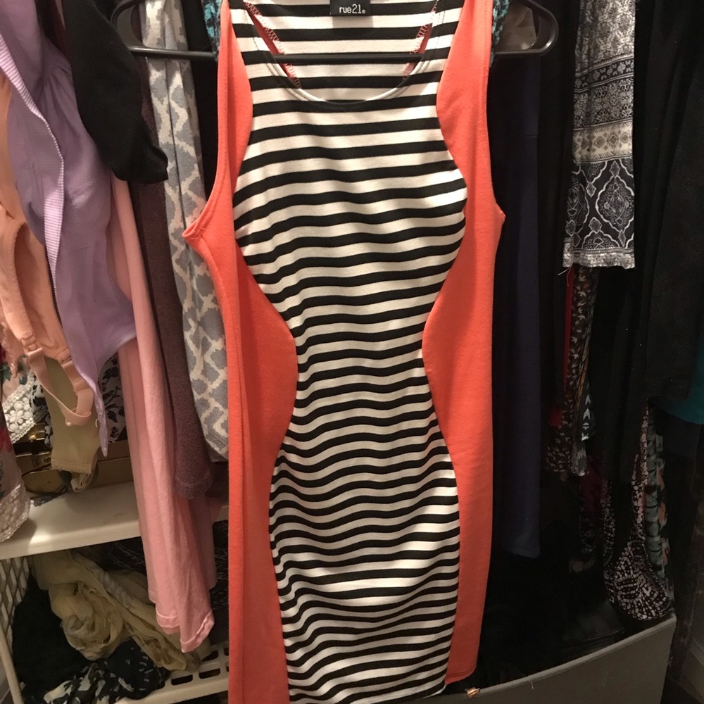 Rue 21 bodycon dress size small